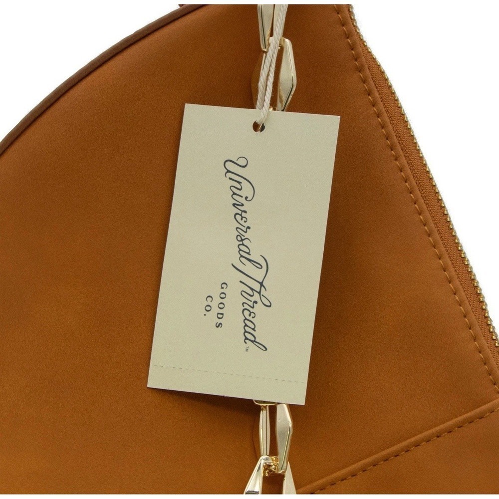 Universal Thread Slouched Half-Moon Shoulder Bag in Brown with Gold Chain Strap - Picture 5 of 11
